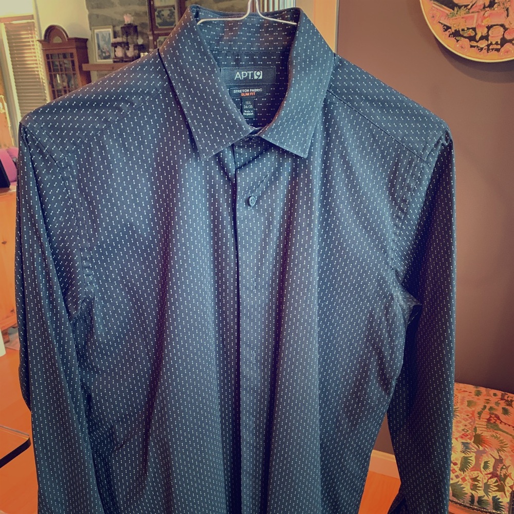 Apt. 9 Men’s black with white arrows dress shirt.